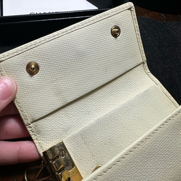 Full Inclusion Chanel 6 Key Holder - Picture 15 of 16